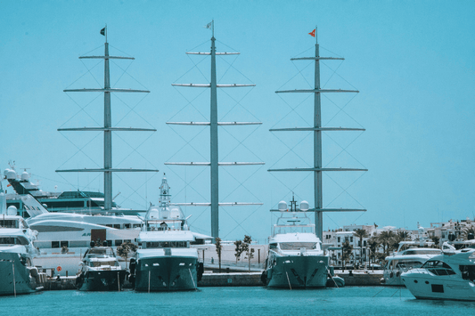 How to Host a Memorable Boat Party in Ibiza