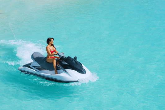 Jet Ski Ibiza: Thrills, Costs, and the Best Places to Ride