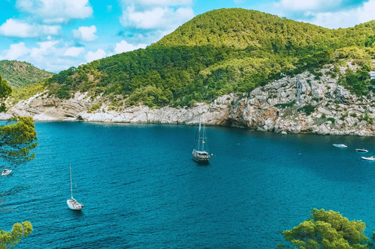 Boat Rental in Ibiza: Which Spots to Explore?