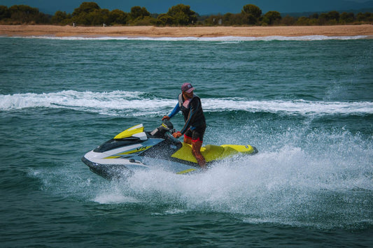 Top Reasons to Choose a Jet Ski Tour in Ibiza for Your Next Trip