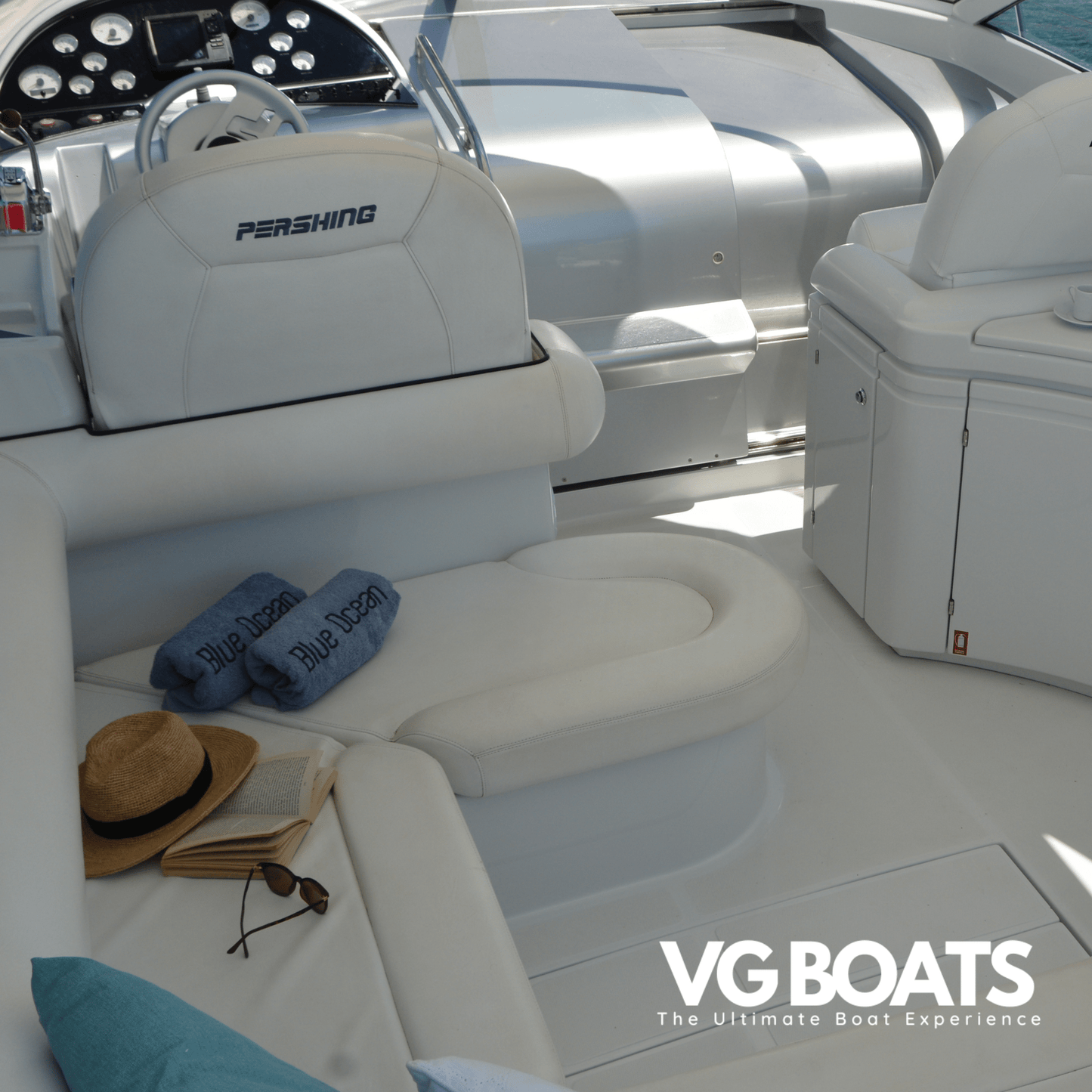 PERSHING 37 - Yachts Ibiza