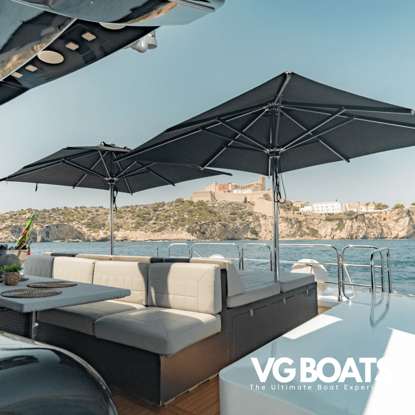 LEOPARD 102 - Jachten Ibiza