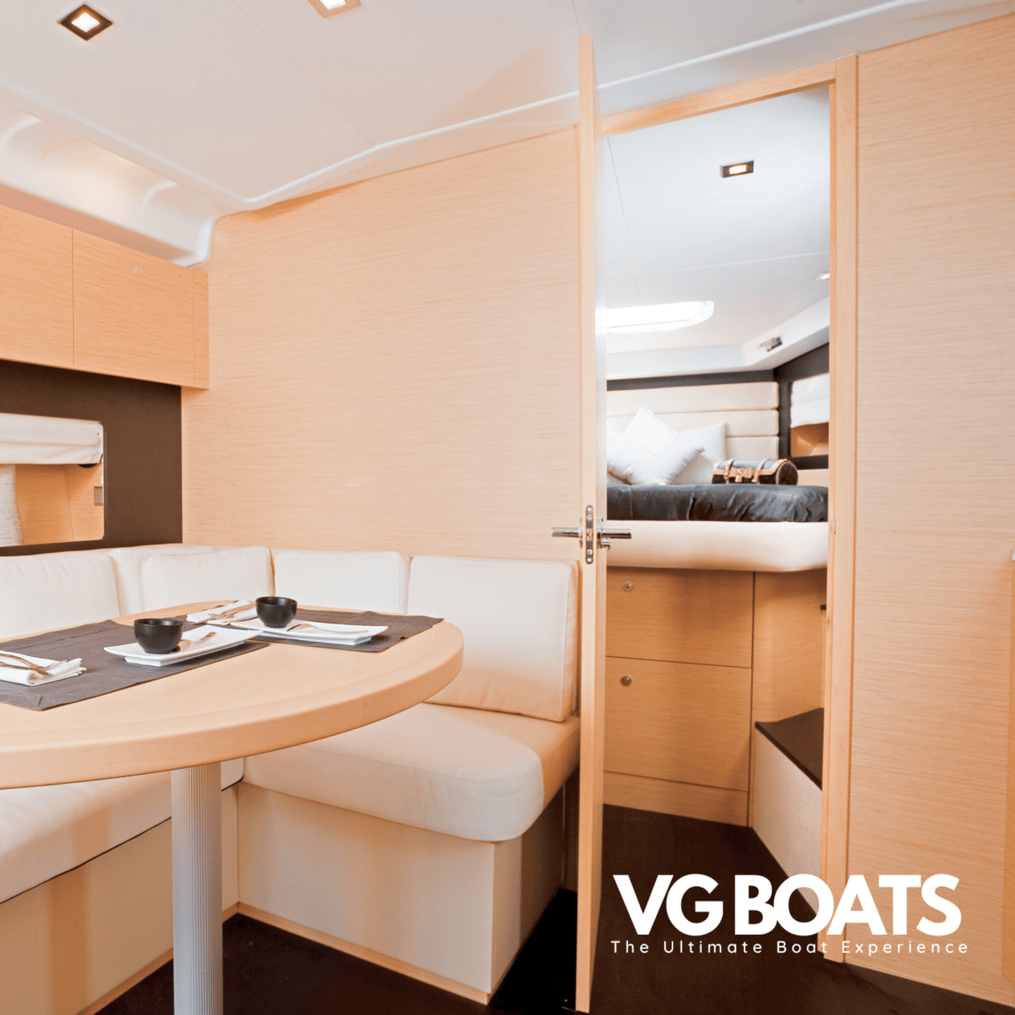 MONTECARLO 37 - Yachts Ibiza