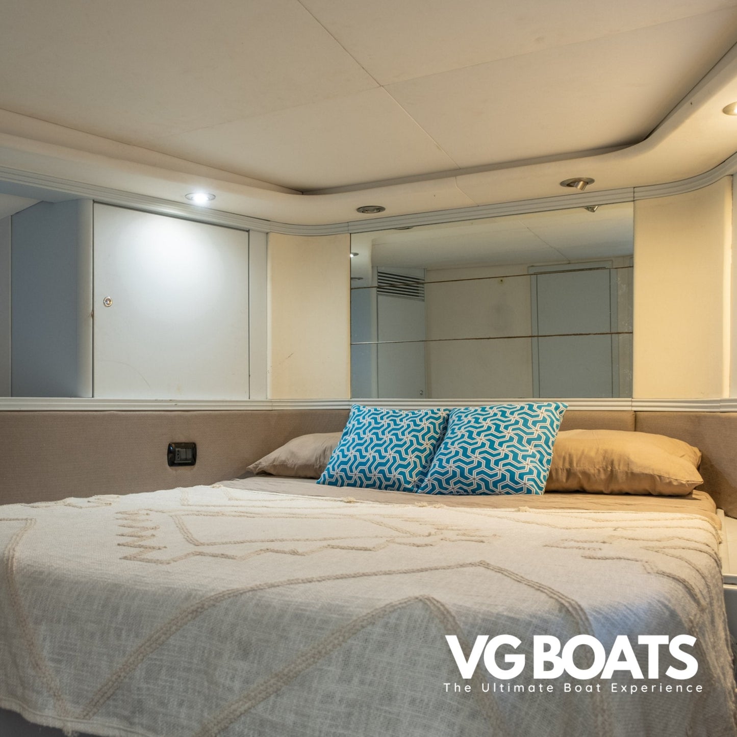 Baia Aqua 54 - Yachts Ibiza, Bedroom View