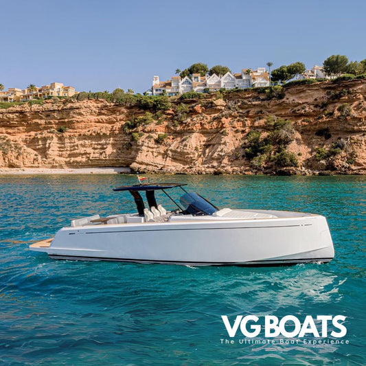 PARDO 38 - Yachts Ibiza, Right Side View