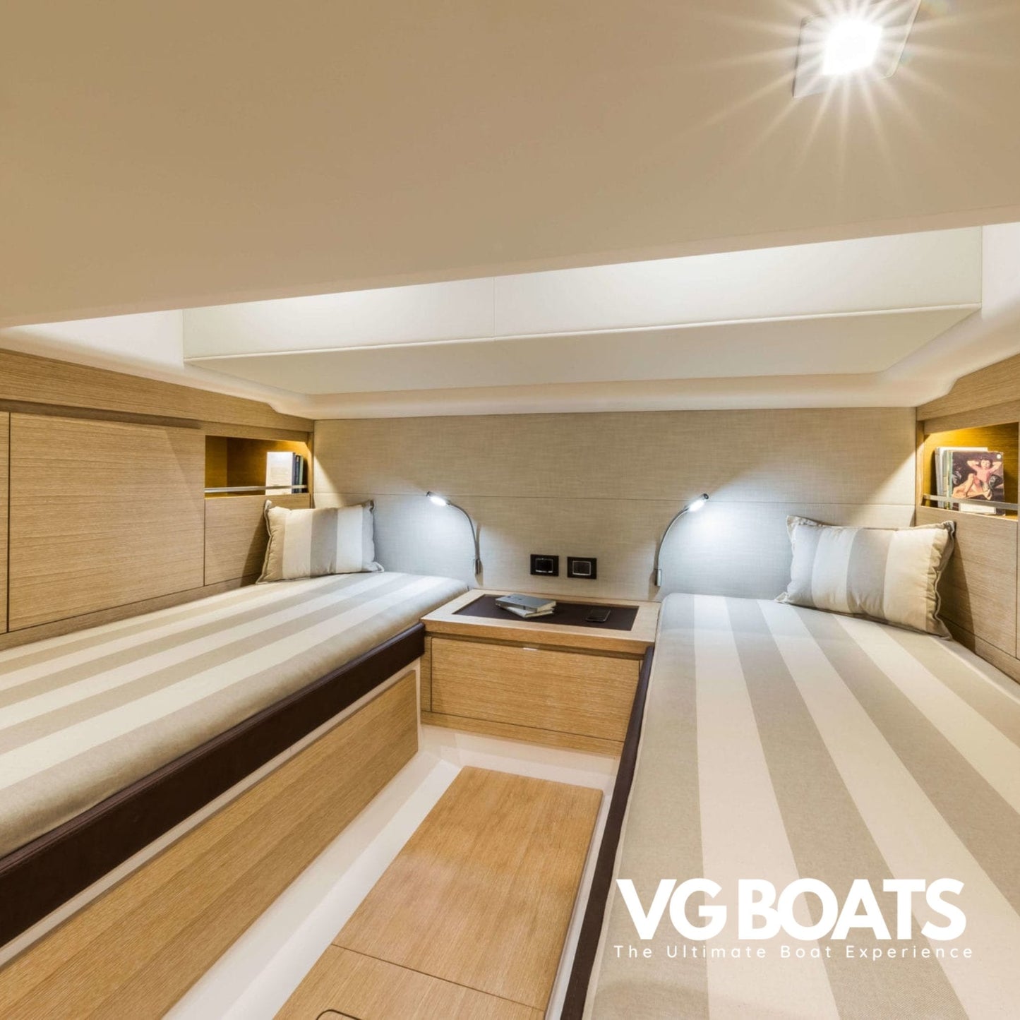 PARDO 43 - Yachts Ibiza, Guest Cabin View
