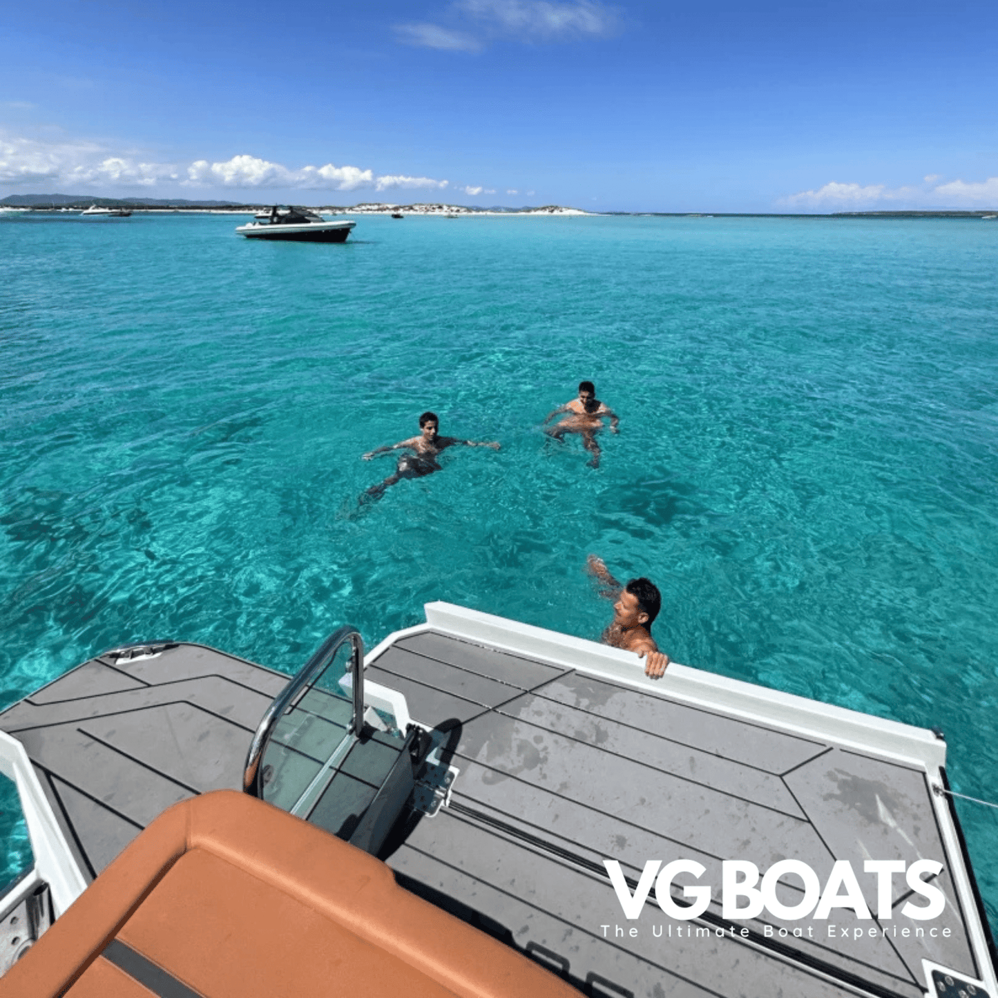 SAXDOR 320 - Yachts Ibiza, Plateau View