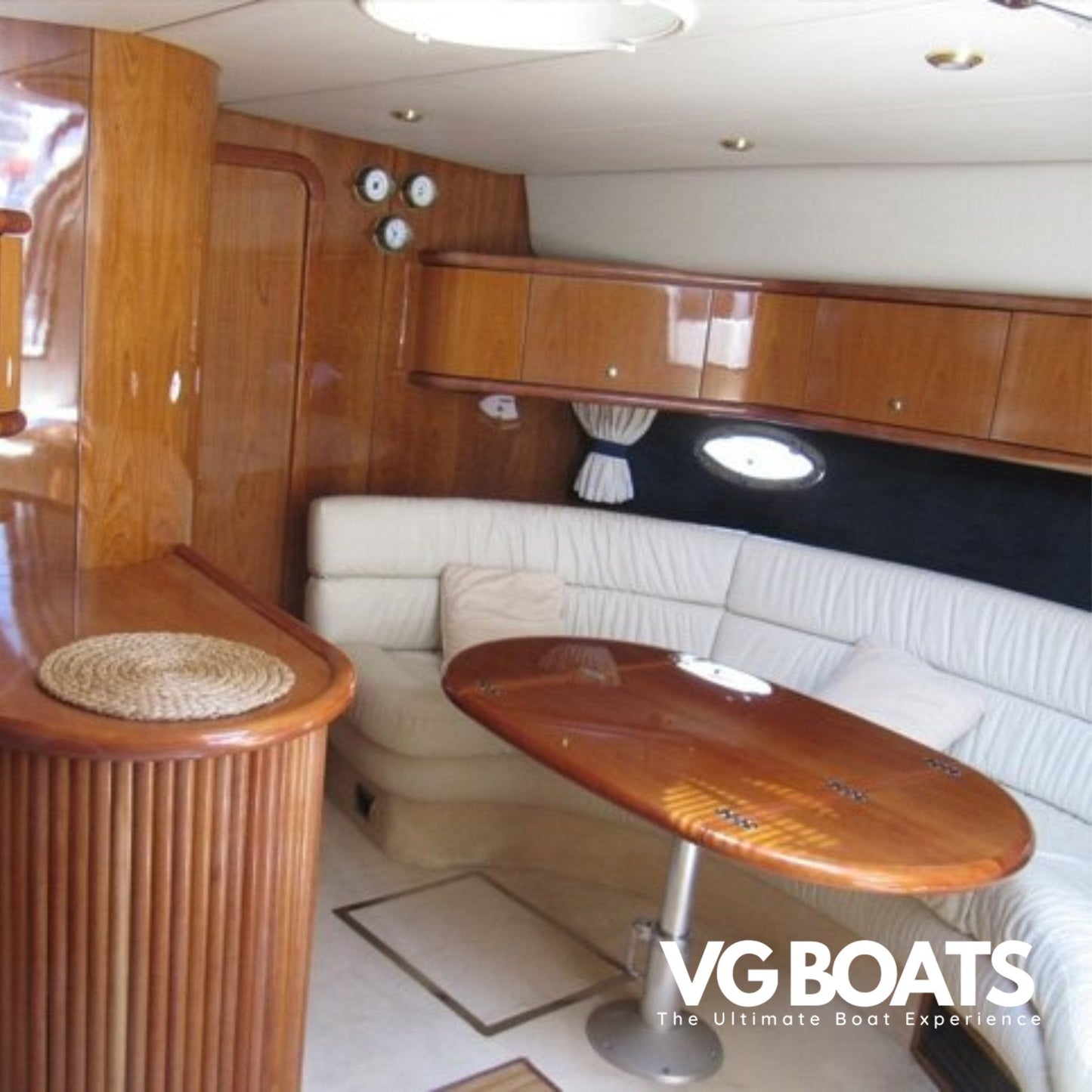 SUNSEEKER CAMARGUE 47 - Yachts Ibiza, Living Room View