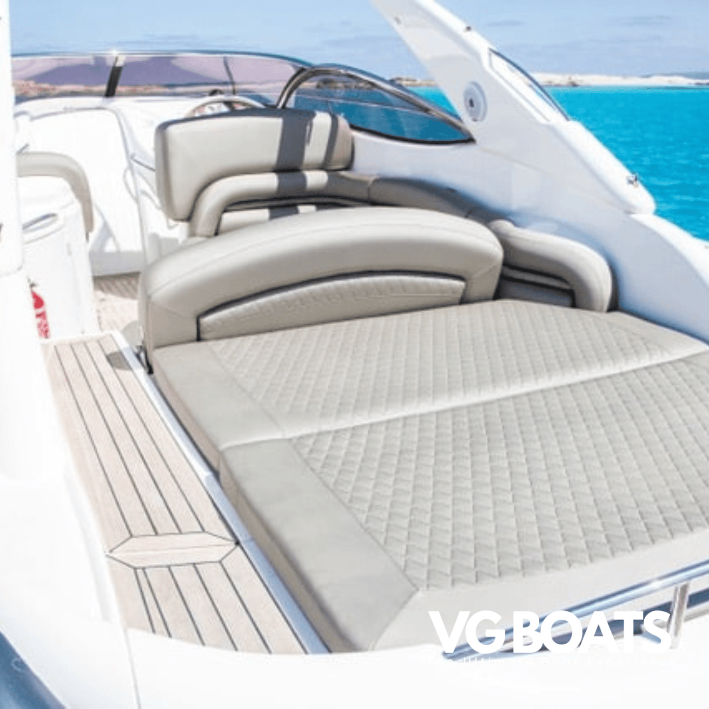 SUNSEEKER SUPERHAWK 40 - Yachts Ibiza, Back Area View
