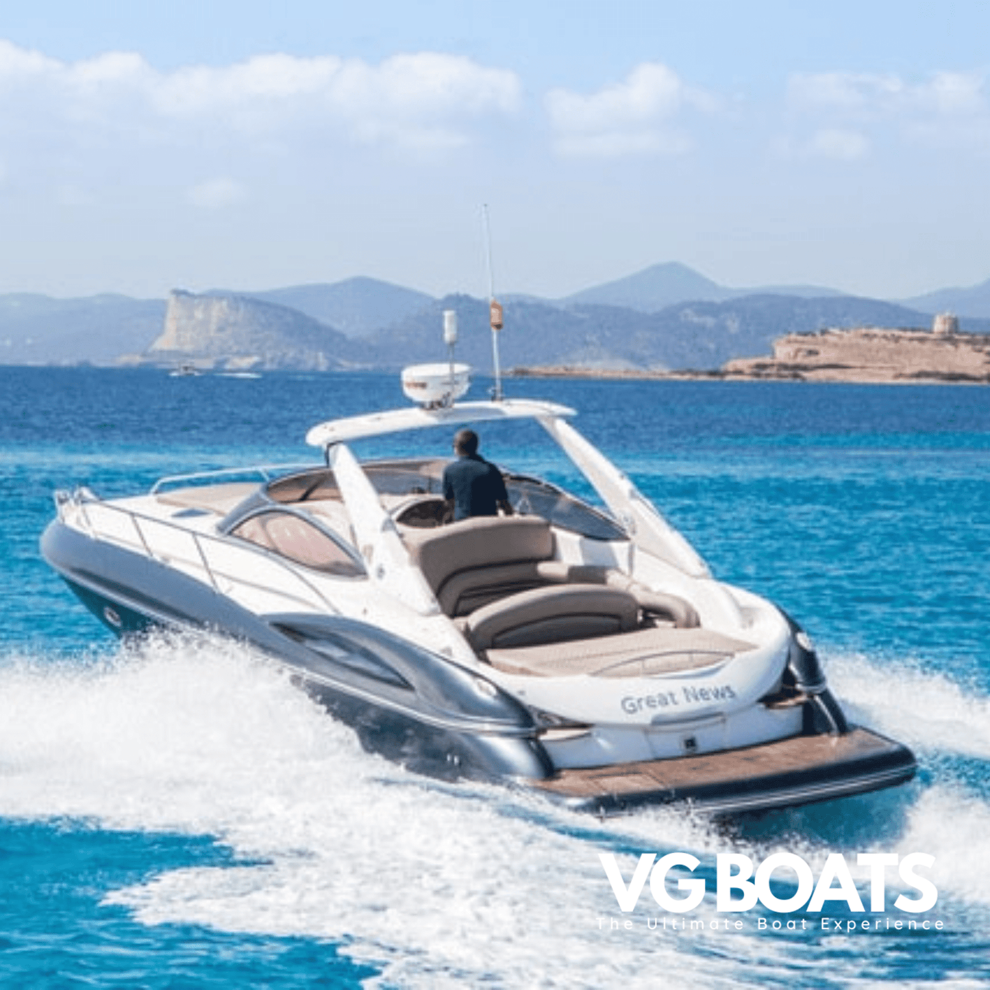 SUNSEEKER SUPERHAWK 40 - Yachts Ibiza, Left Back Side View