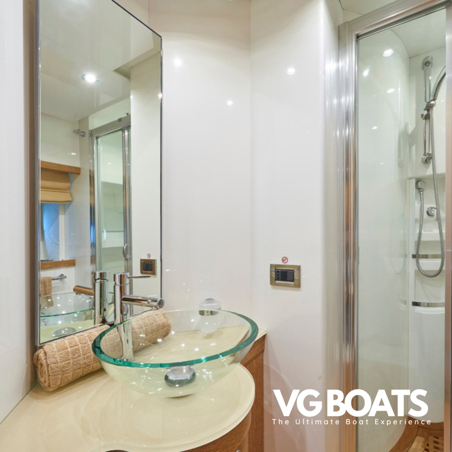 ALFAMARINE 78 - Yachts Ibiza, Shower View