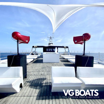 CATAMARAN (305pax) - Yachts Ibiza, Front Deck View