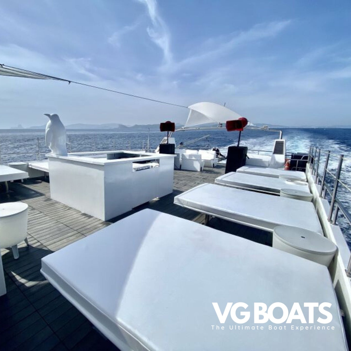 CATAMARAN (305pax) - Yachts Ibiza, Upper Deck Side View
