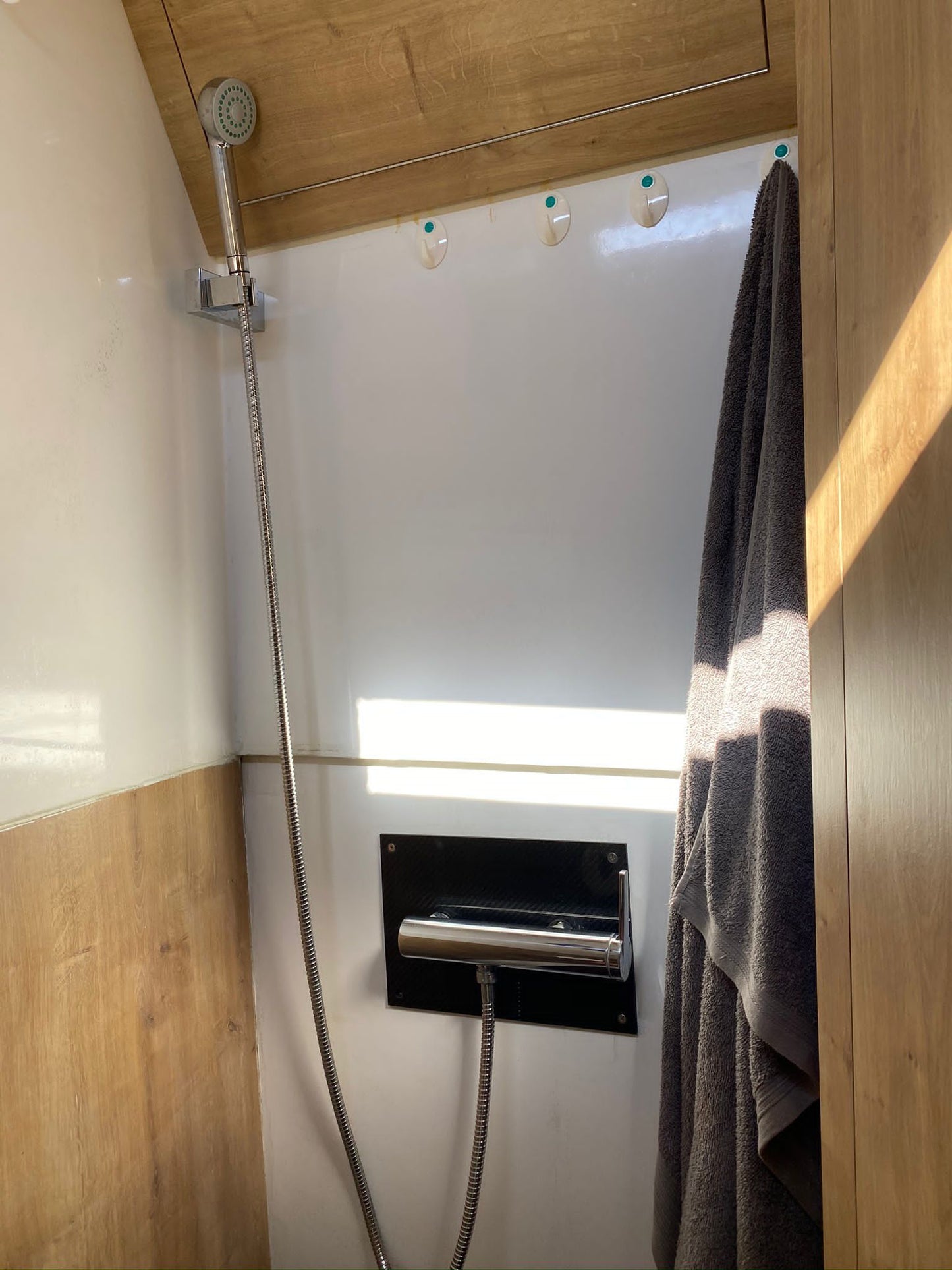 DE ANTONIO D33 | "Seea One"