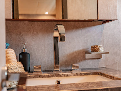 LEOPARD 102 | "La Romana"