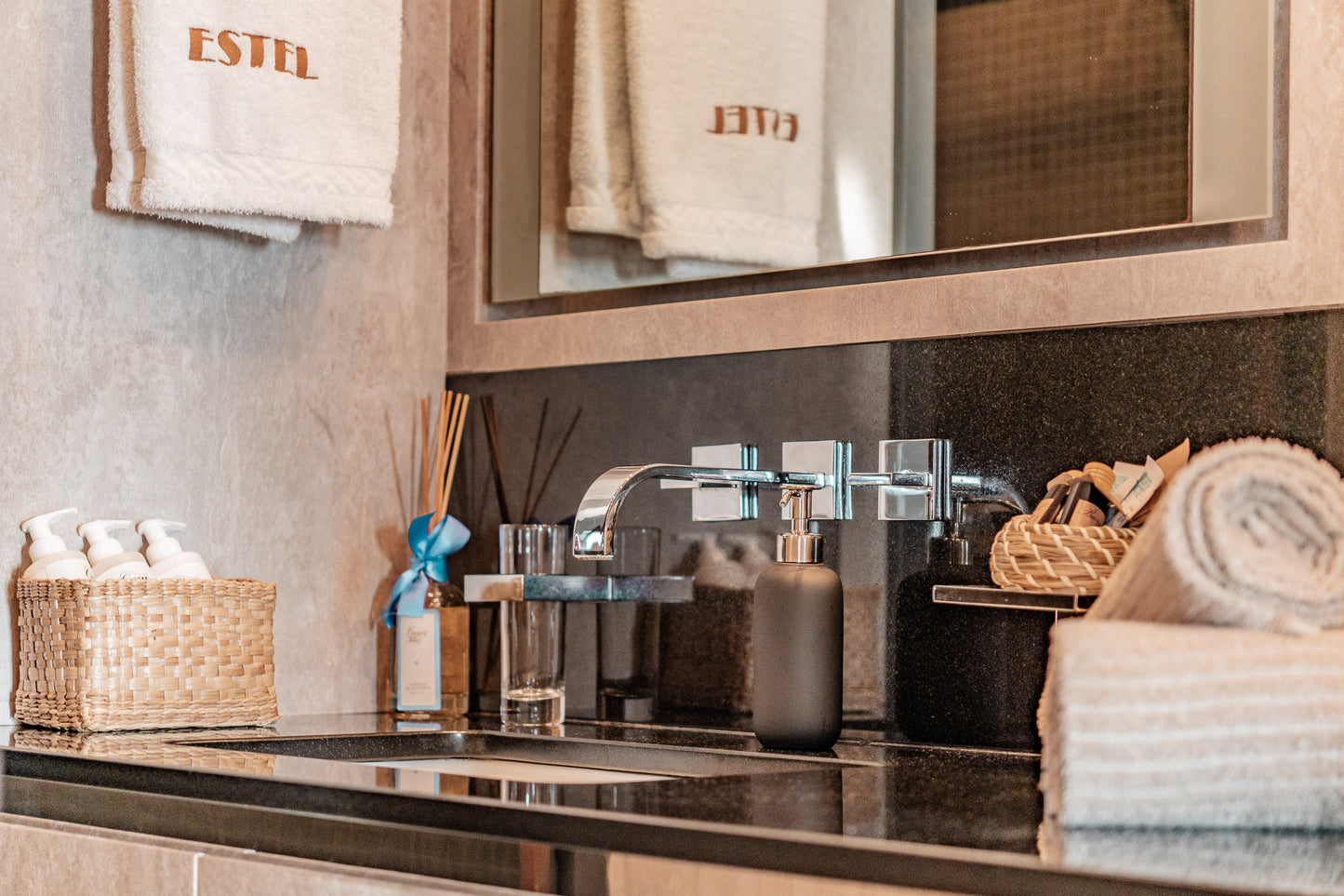 LEOPARD 102 | "La Romana"