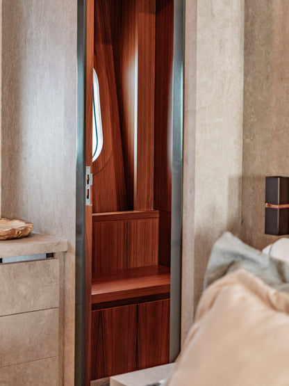 LEOPARD 102 | "La Romana"