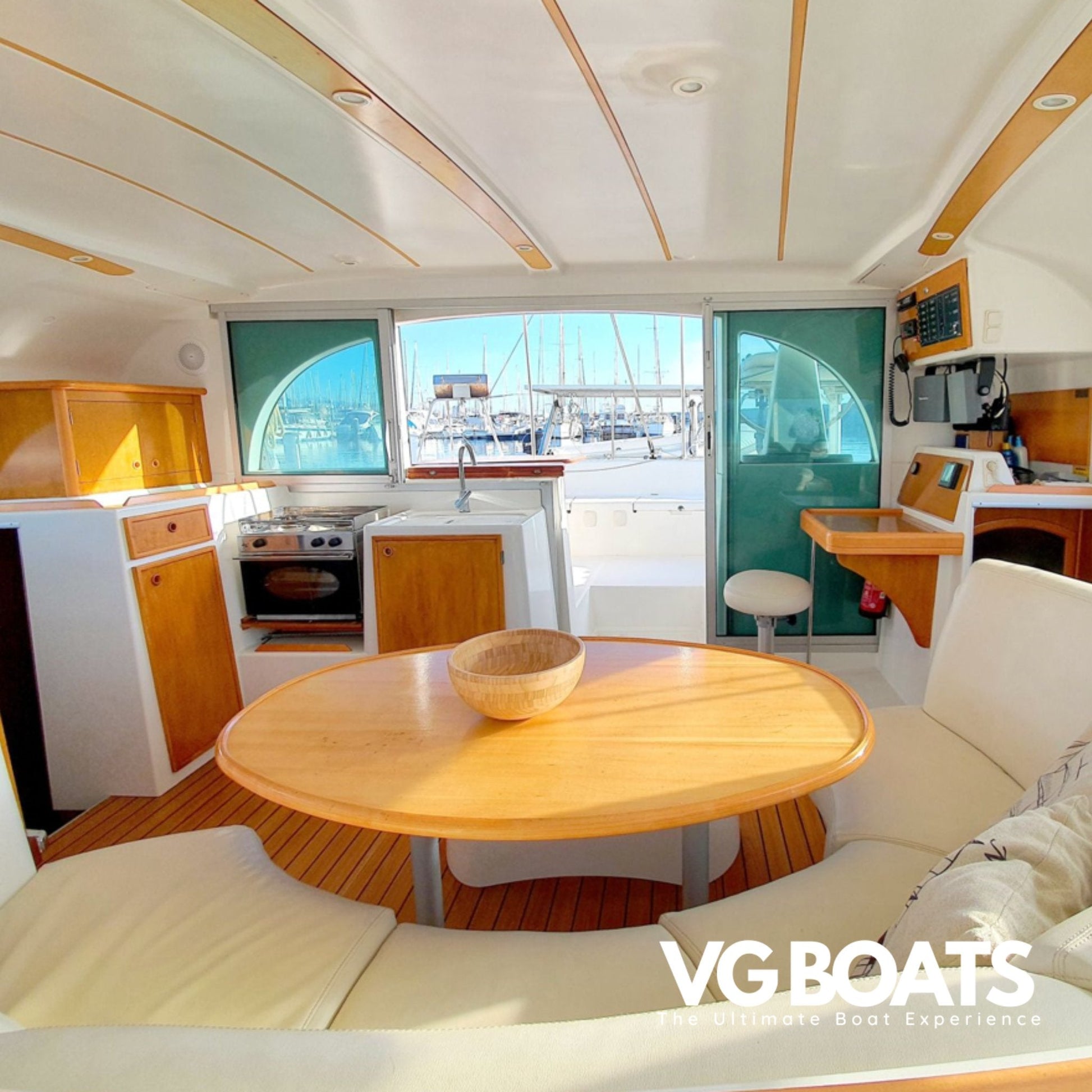 LAGOON 380 - Yachts Ibiza, Living Room View