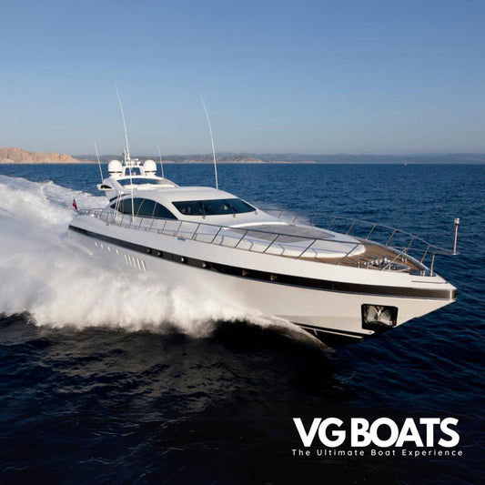 MANGUSTA 92 - Yachts Ibiza, Front Right Side View