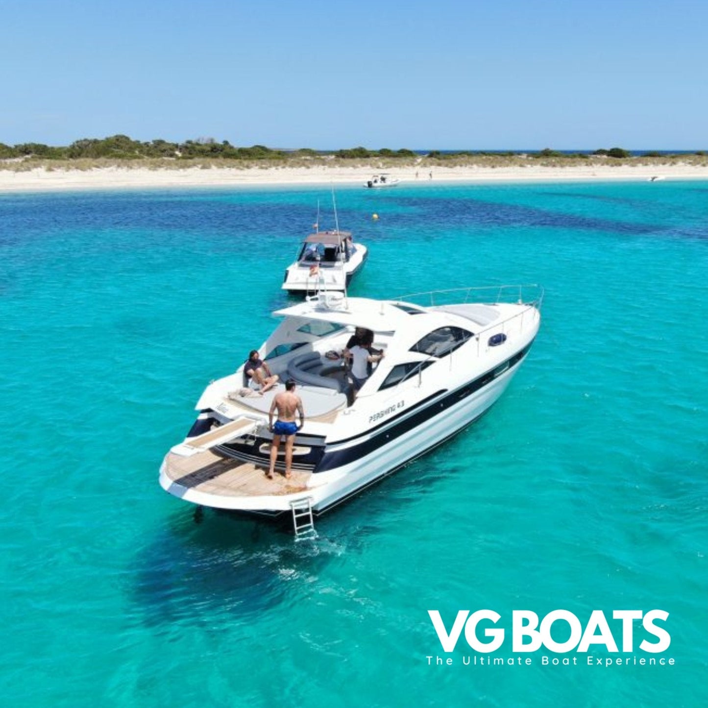 PERSHING 43 - Yachts Ibiza, Back Side View