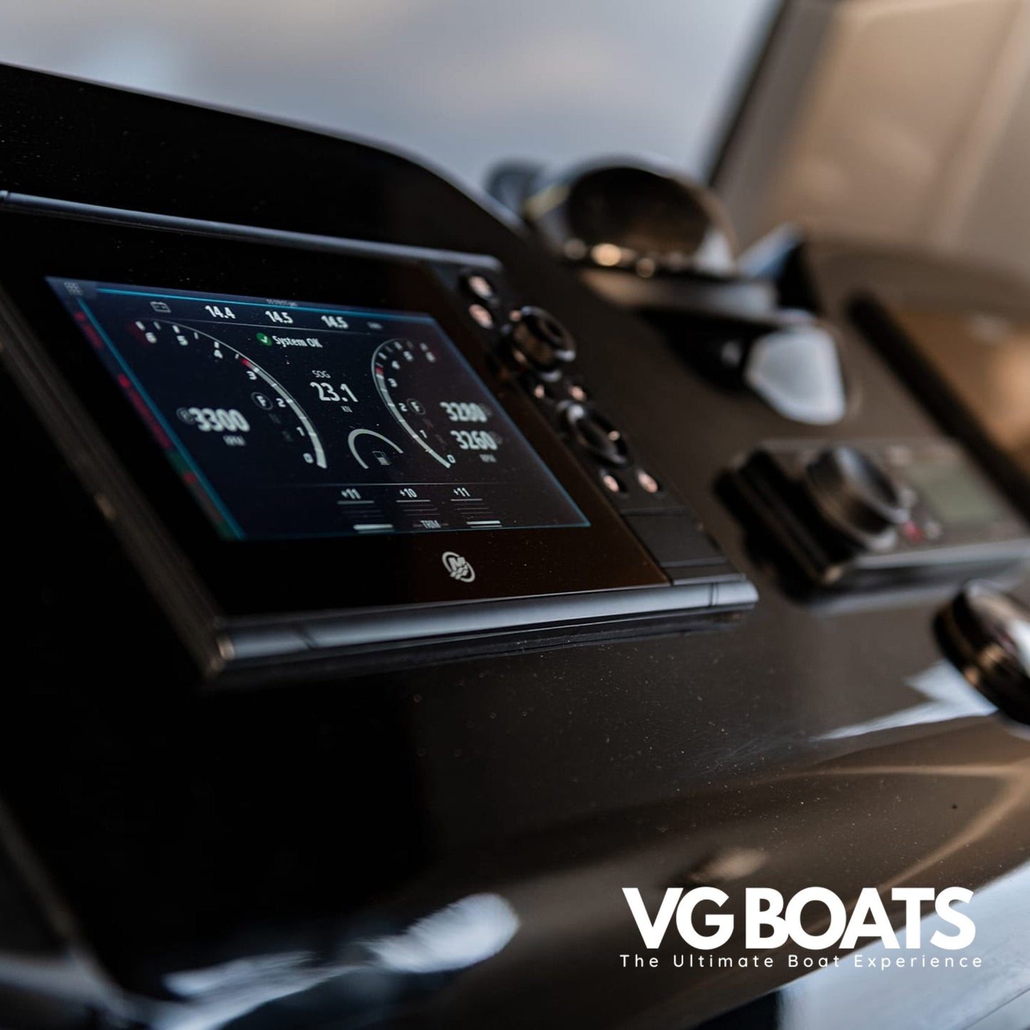 REALE HERITAGE - Yachts Ibiza, Dashboard View
