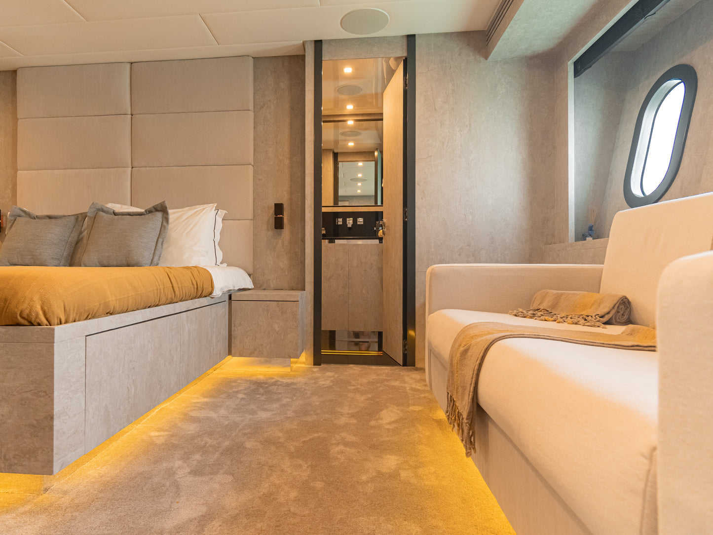 LEOPARD 102 | "La Romana"