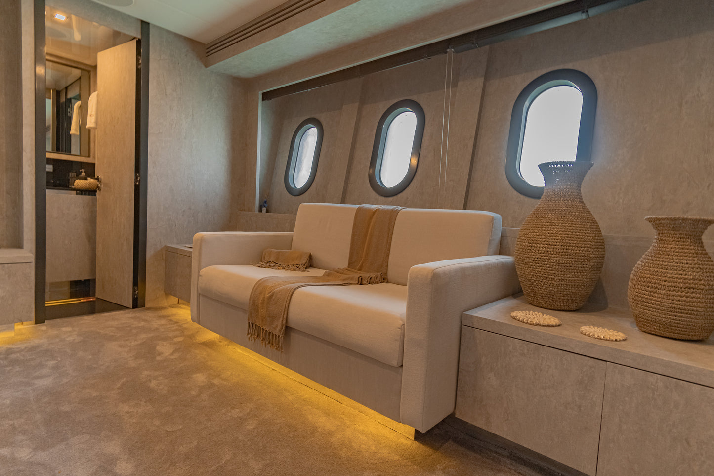 LEOPARD 102 | "La Romana"