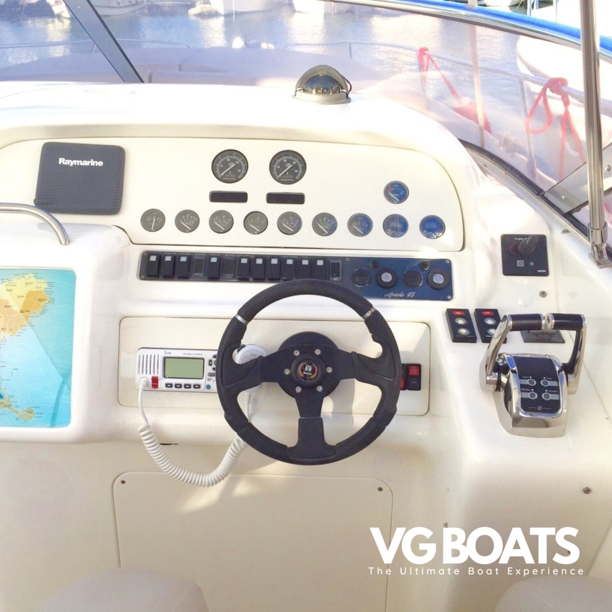 SUNSEEKER APACHE 45 - Yachts Ibiza, Console View