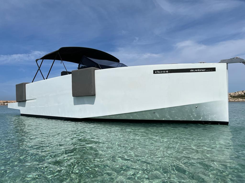 DE ANTONIO D33 | "Seea One"