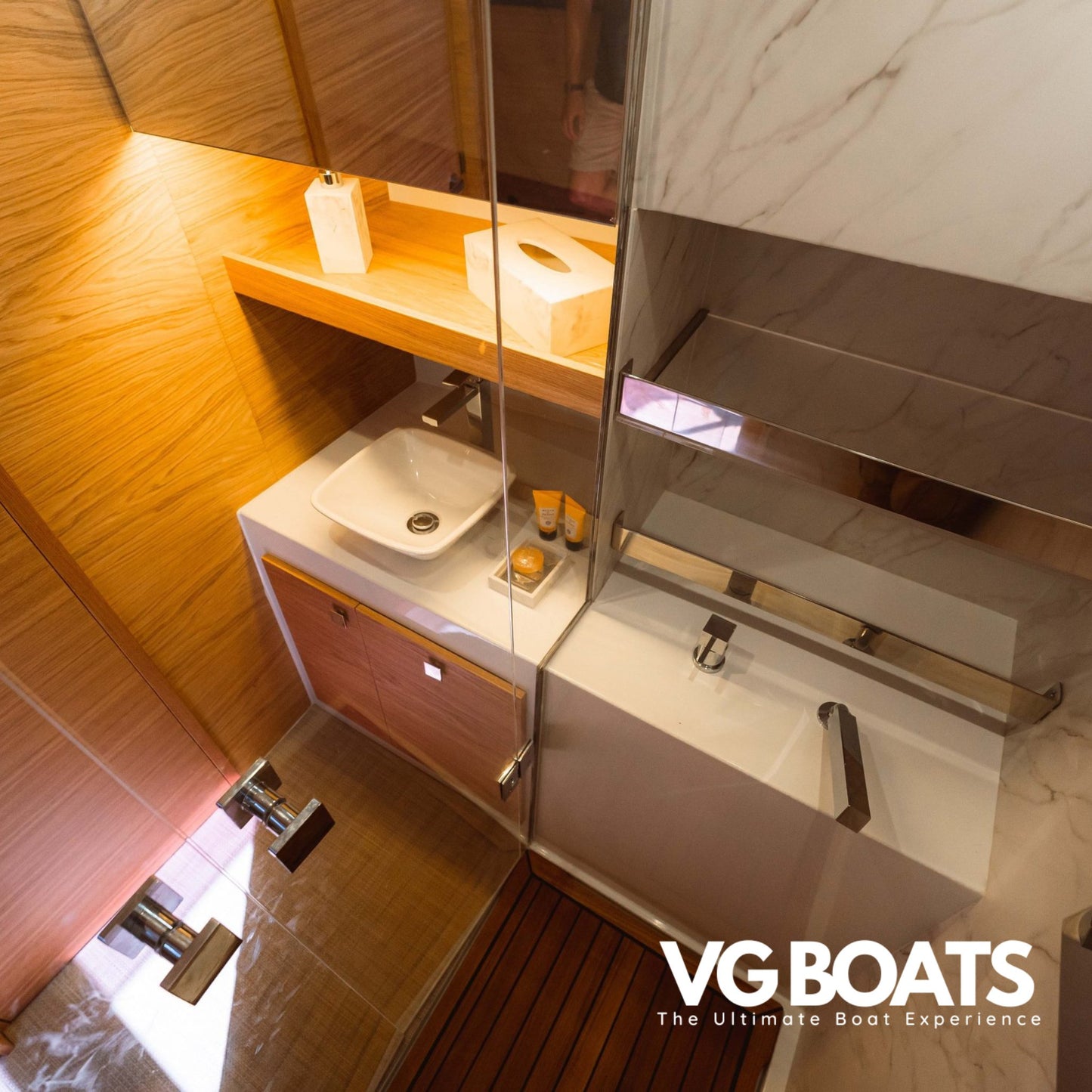 DE ANTONIO D50 - VG BOATS | The Ultimate Boat Experience