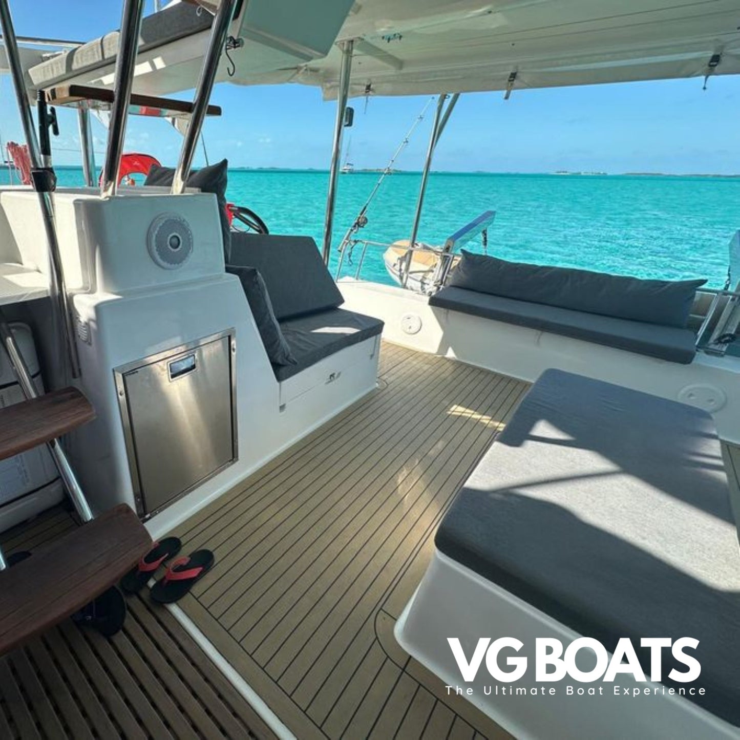 FOUNTAINE PAJOT HELIA 44 - VG BOATS | The Ultimate Boat Experience