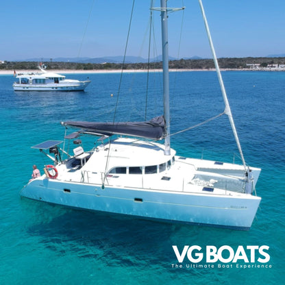 LAGOON 380 - VG BOATS | The Ultimate Boat Experience